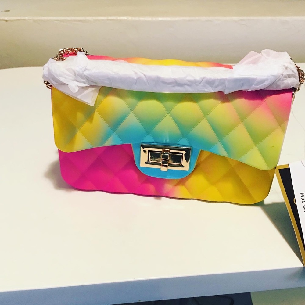 Meet your Posher, Jusnita